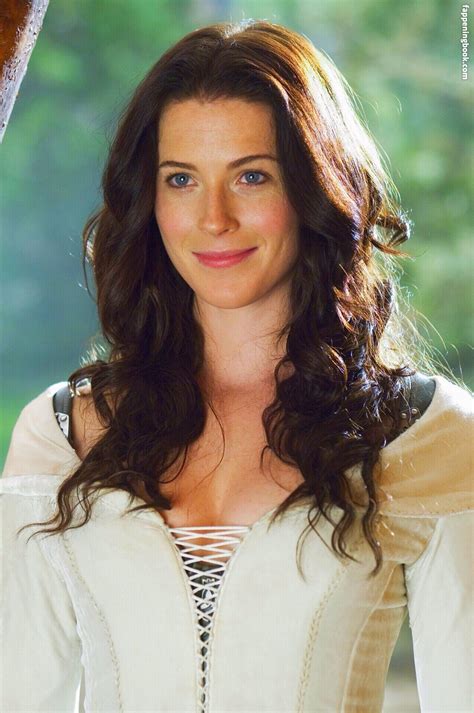 Bridget Regan Nude Photos & Videos